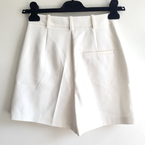 Zara High Waist Buttoned Front White Bermuda Shorts NWT X-Small - Picture 6 of 8